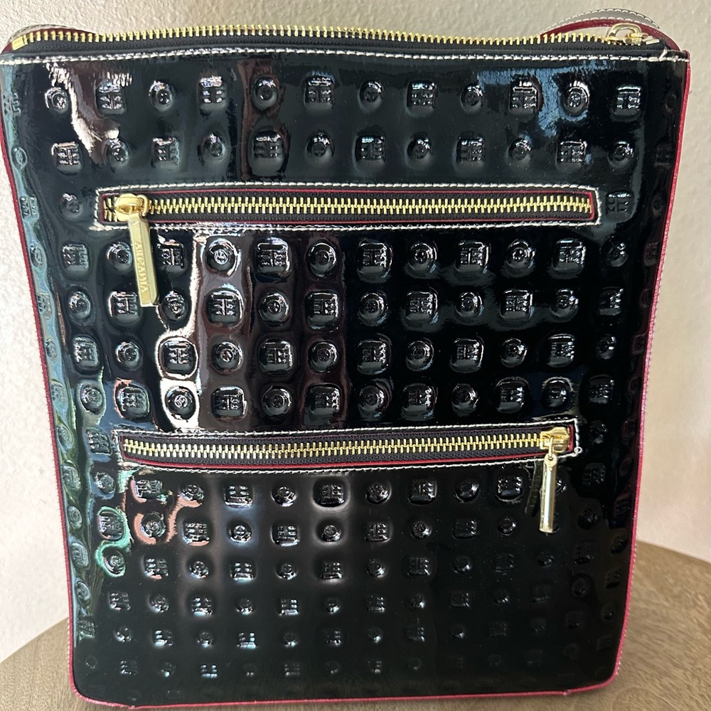Arcadia Italian Patent Leather Bag.  Excellent condition.  Never used.